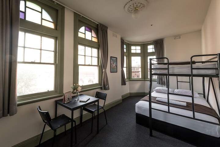 Room 19 of 44