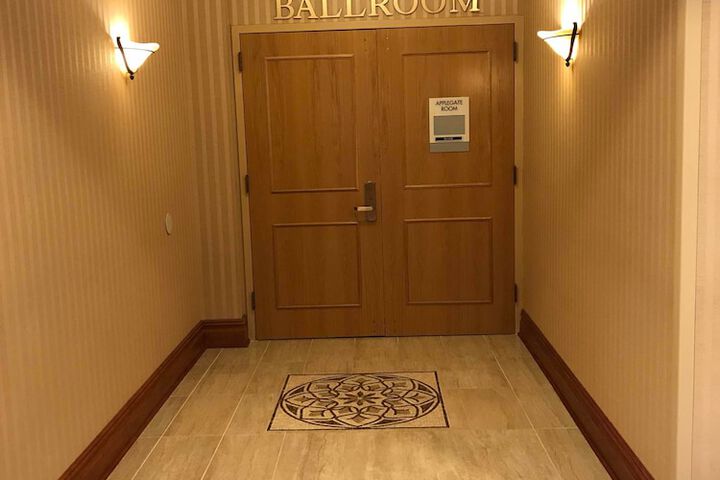 Banquet hall