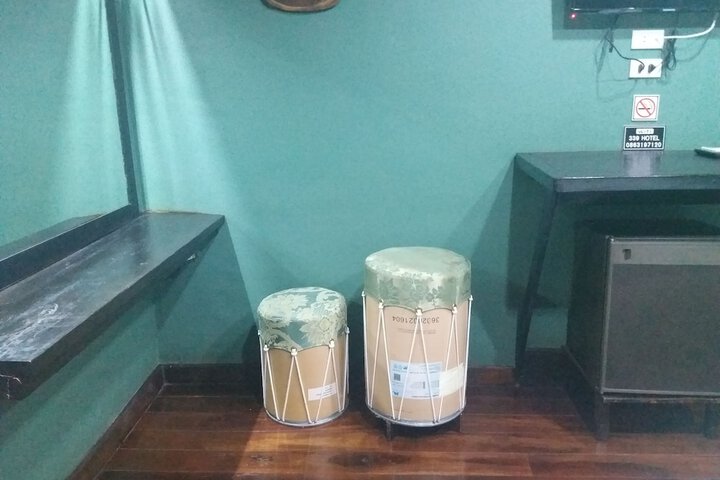 Room 6 of 39