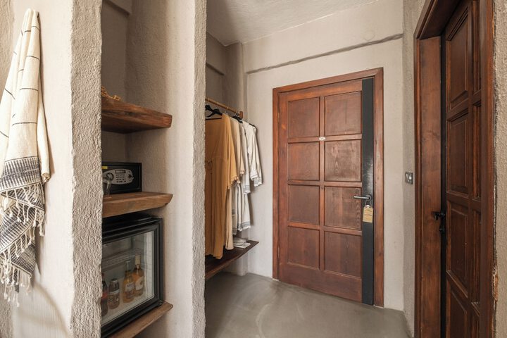 Room 14 of 53