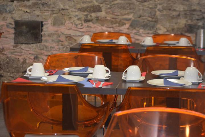 Dining 66 of 78