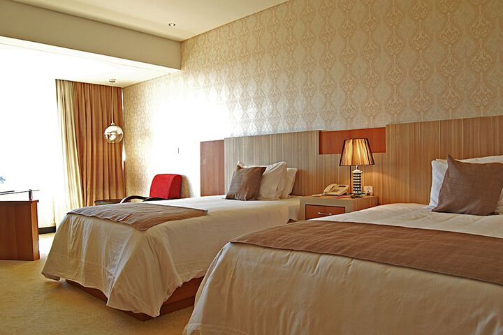 Room 9 of 73