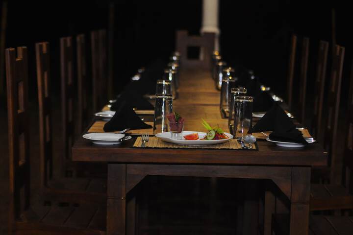 Dining 35 of 57