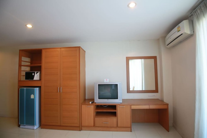 Room 14 of 62