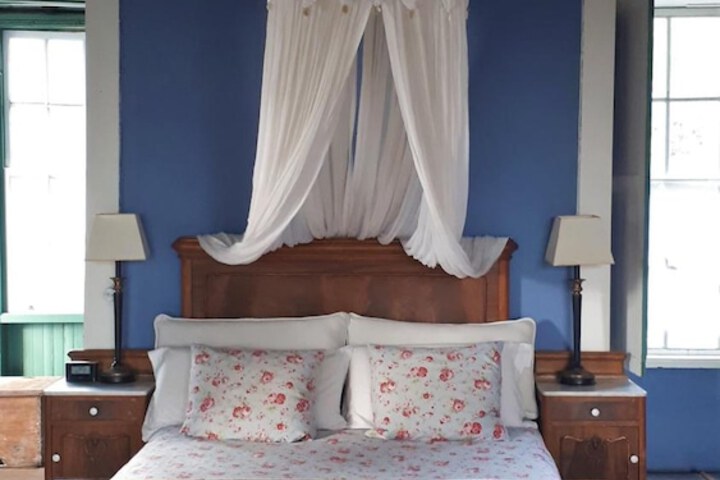Room 12 of 43