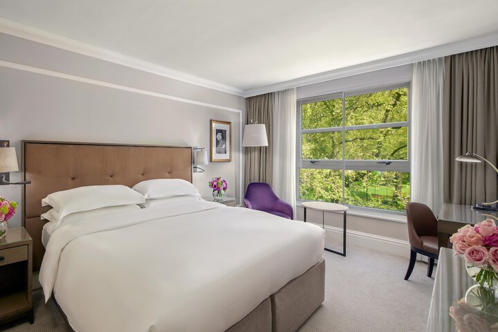 Room 92 of 178