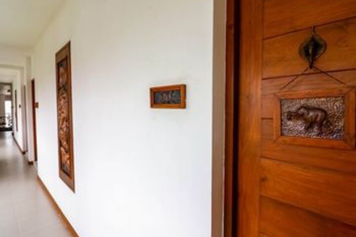 Ballroom/Hall 35 of 74