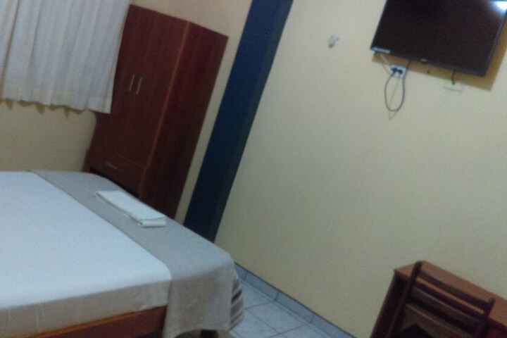Room 14 of 30