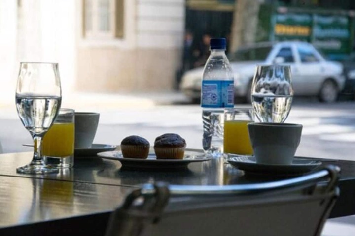 Breakfast/Coffee Service 27 of 33