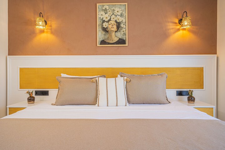 Room 45 of 89