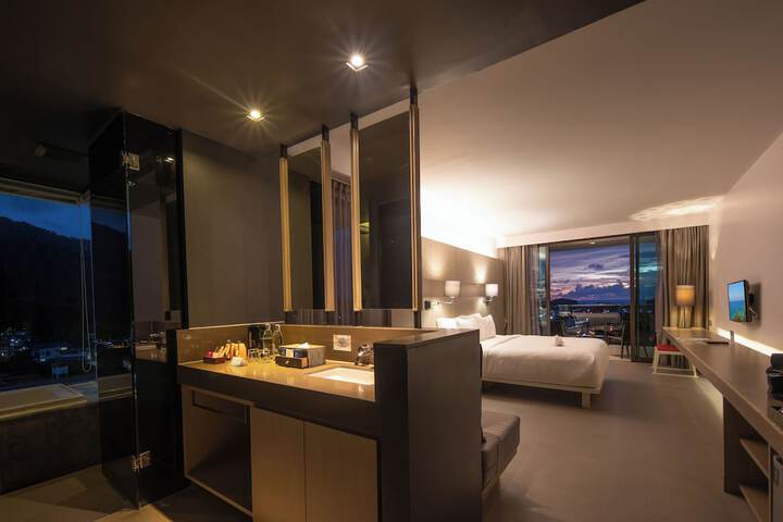 Room 7 of 125