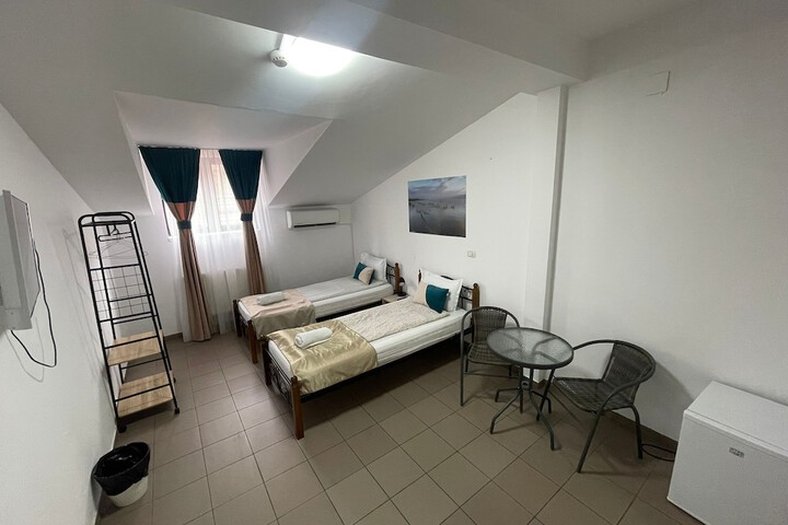 Room 50 of 109