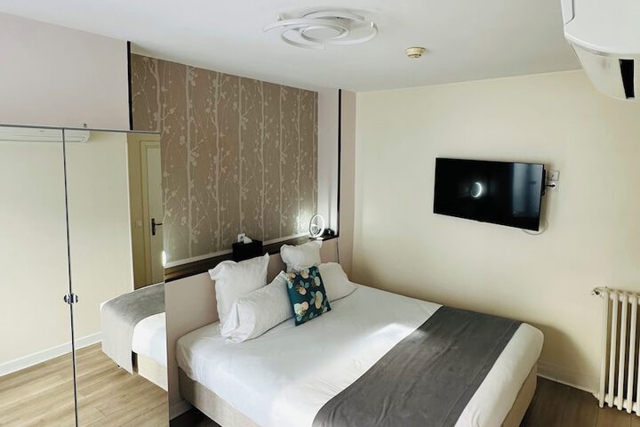 Room 19 of 85