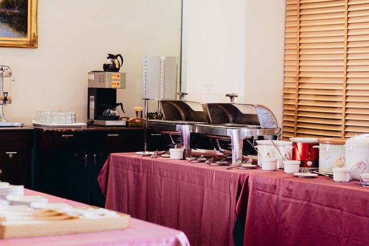 Breakfast/Coffee Service 20 of 30