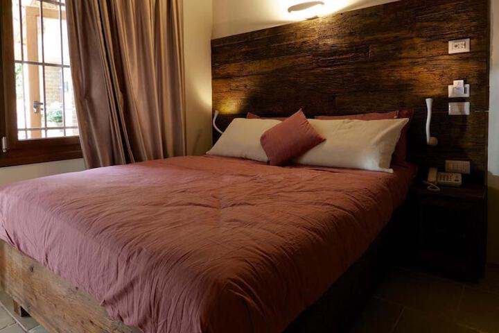 Room 12 of 67