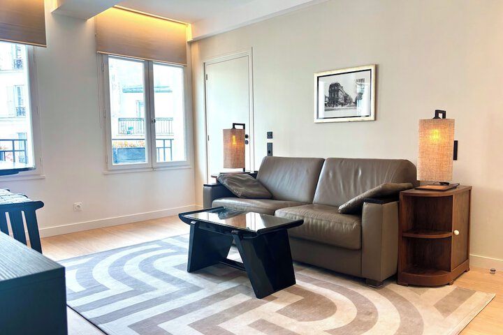 Room 50 of 92