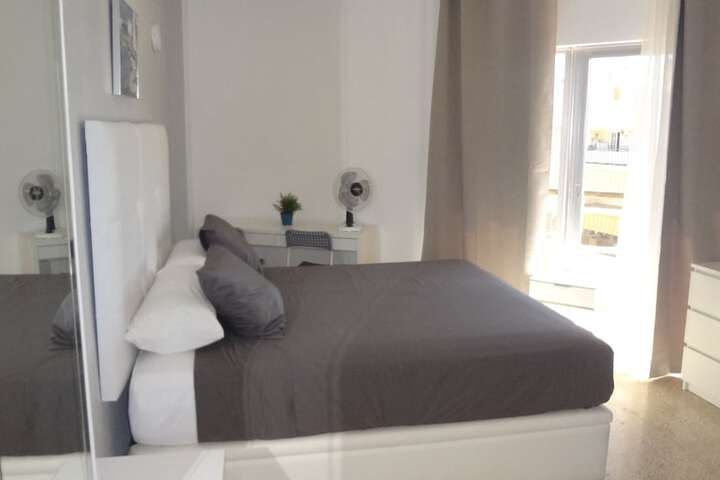 Room 5 of 35