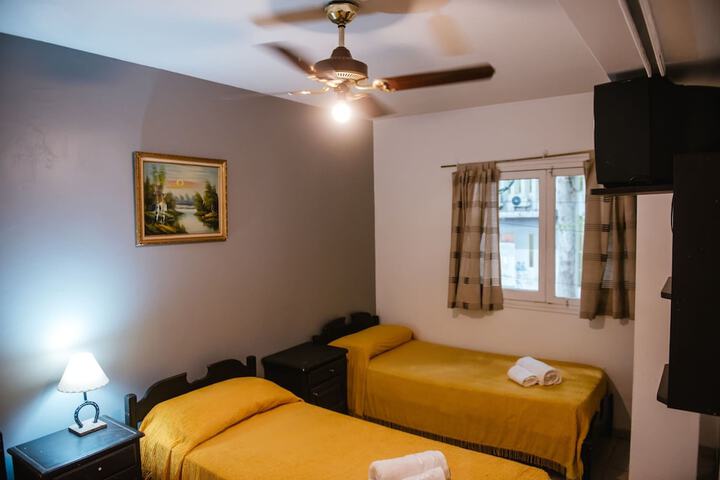 Room 16 of 27