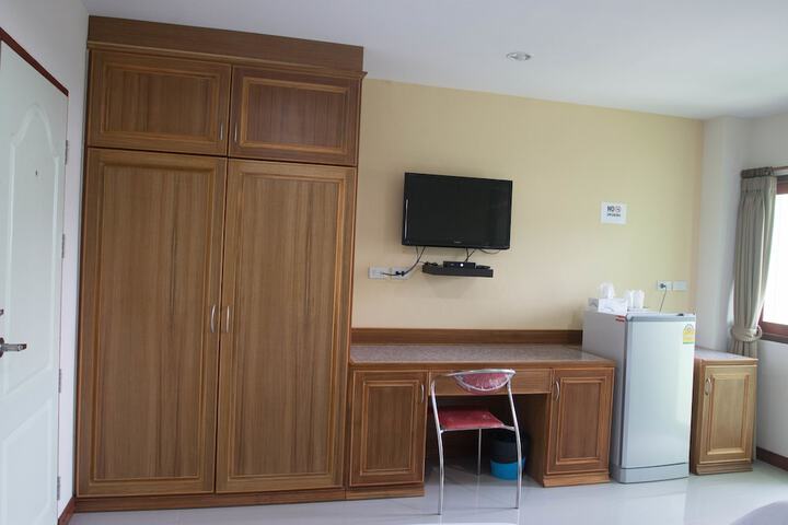 Room 16 of 22