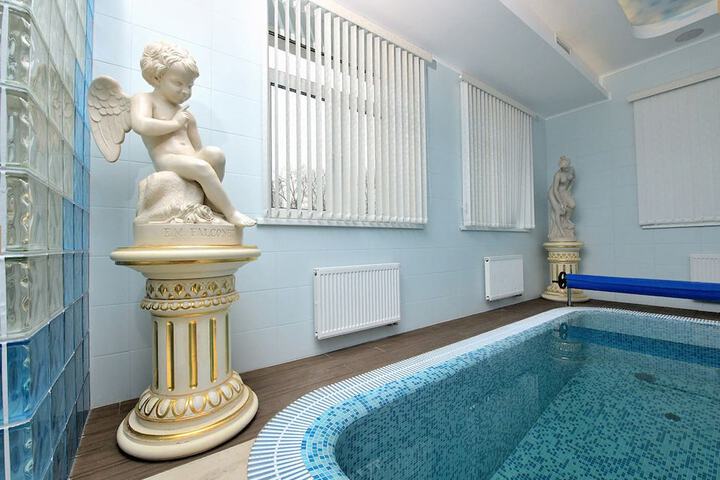 Pool 56 of 144