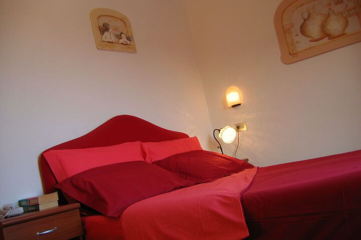 Room 14 of 123