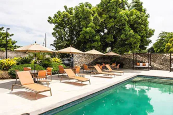 Pool Photo
