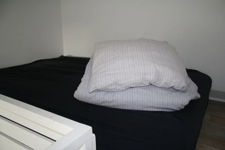 Room 5 of 19