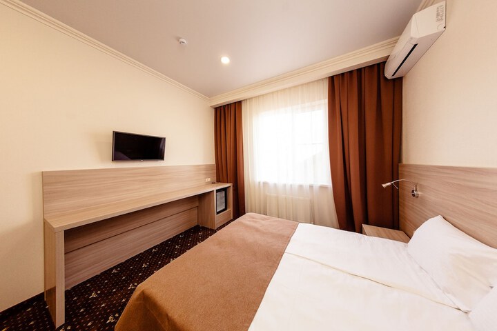 Room 9 of 57