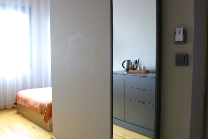 Room 45 of 72