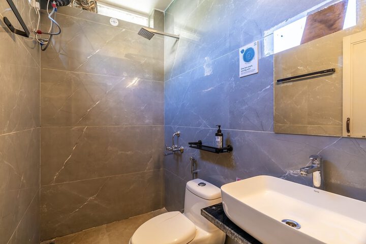 Room 52 of 72