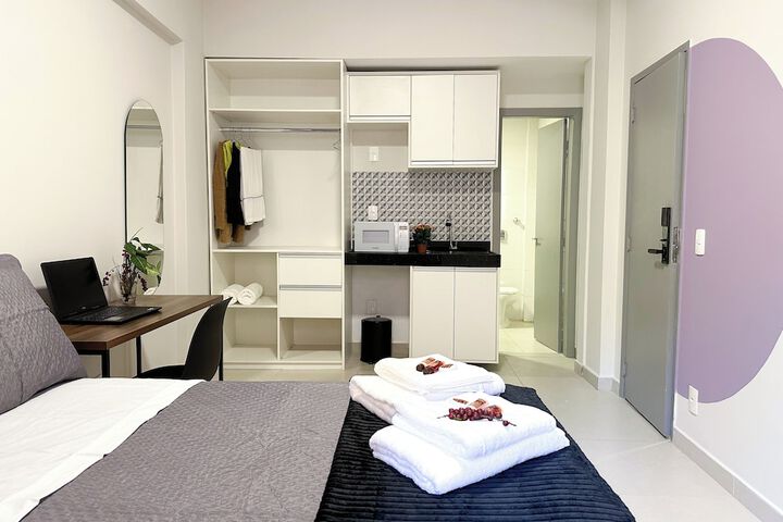 Room 7 of 33