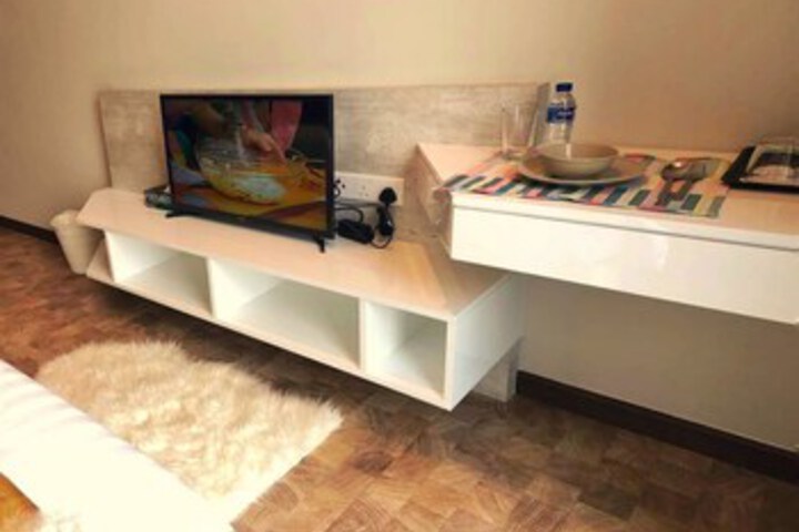 Room 52 of 58