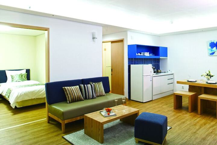 Room 8 of 55