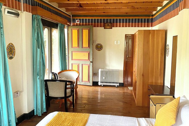 Room 42 of 84