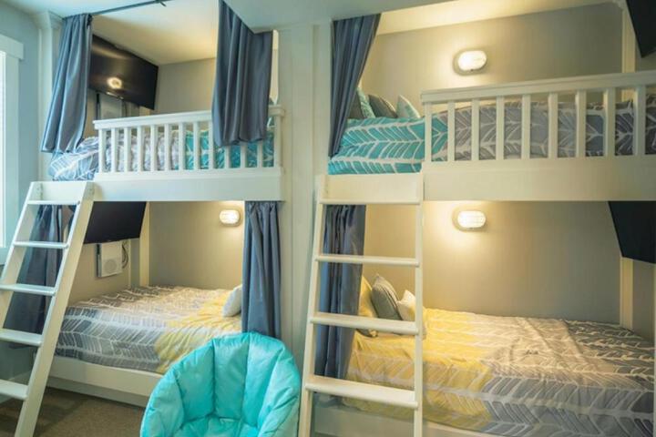 General 12 of 37