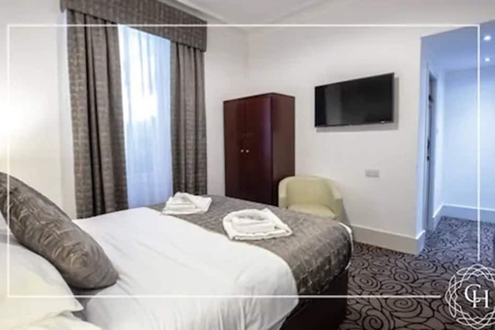 Room 7 of 39