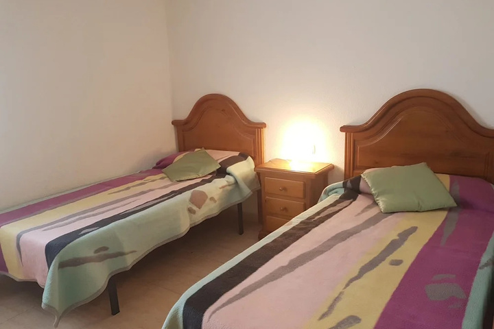 Room 5 of 13