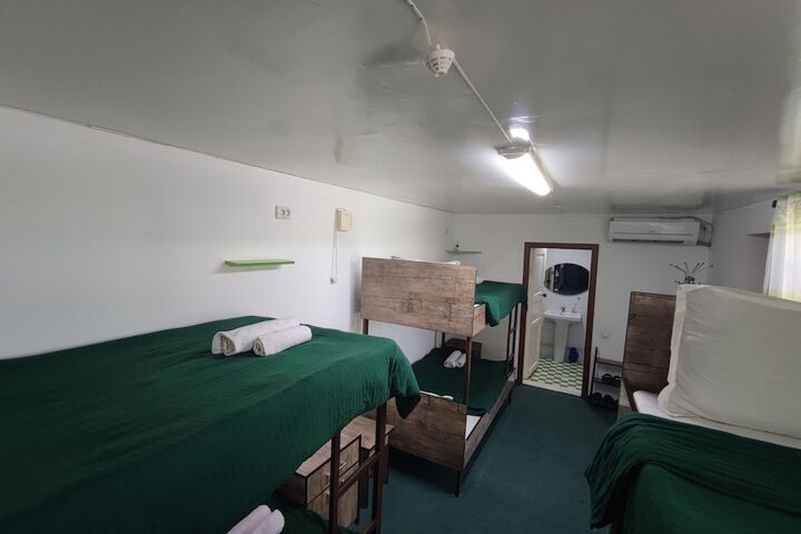 Room 14 of 70