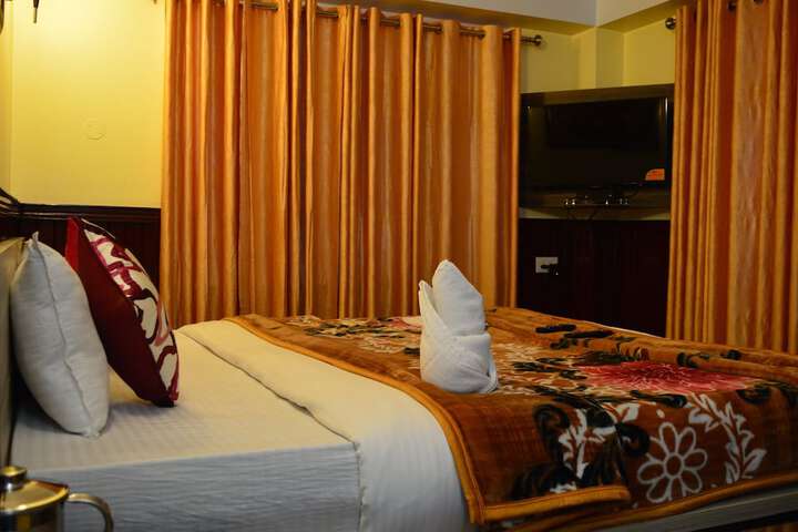Room 17 of 43