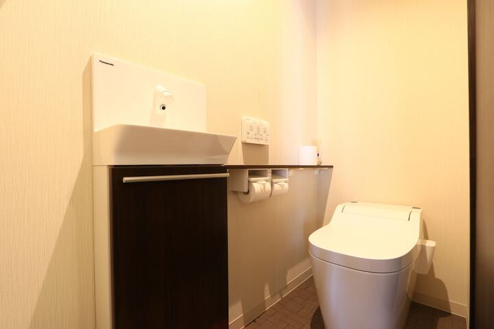 Room 19 of 155