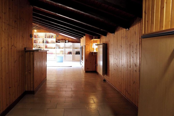 Ballroom/Hall 19 of 35