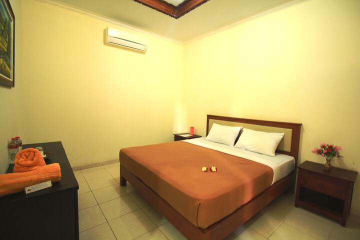 Room 6 of 47
