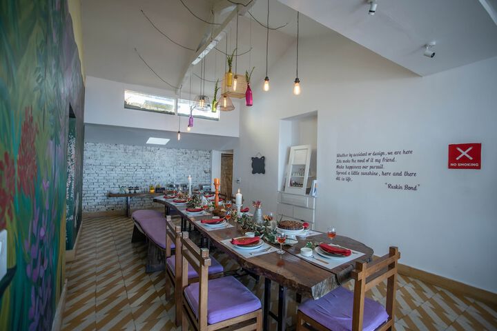 Dining 62 of 70