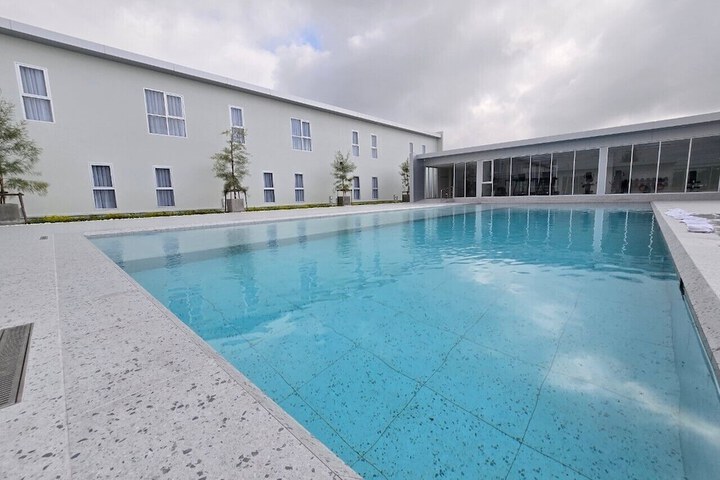 Pool 58 of 85