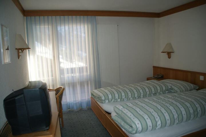 Room 14 of 45