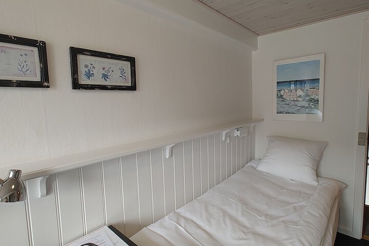 Room 7 of 51