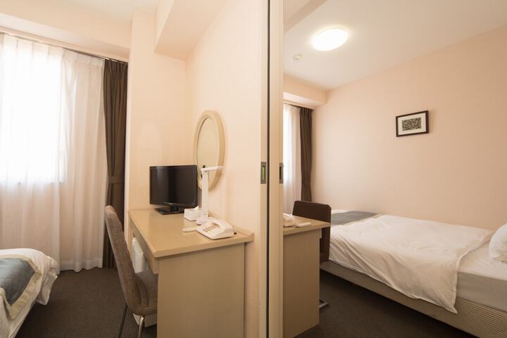Room 7 of 45