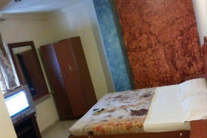 Room 5 of 7