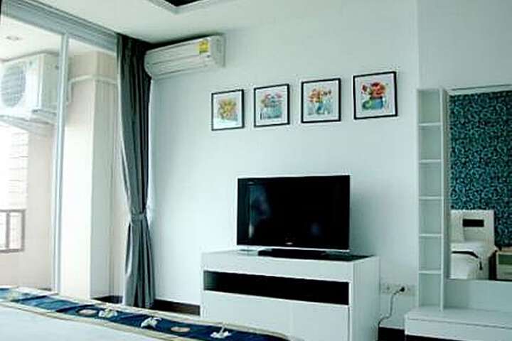 Room 25 of 44
