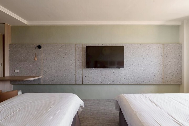 Room 20 of 80